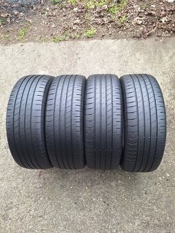 215 60 17 letní pneu R17 Goodyear 215/60/17