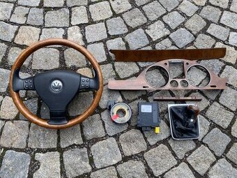 VW Passat B6 Dřevodekor - volant, dekor palubky