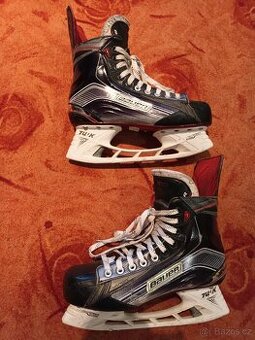 Hokejové brusle Bauer Vapor X800, vel. 8EE, EUR43, bez nožů