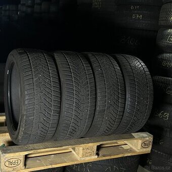 Zimní pneu 235/45 R18 98v dunlop 7-7,5mm