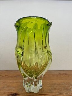 Hutní váza, zelené sklo, Josef Hospodka