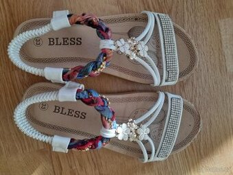 Dívčí sandálky zn. BLESS vel.33