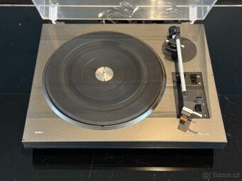 Tesla NC 300 Gramofon