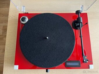 Gramofon Pro-Ject JukeBox E