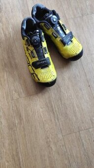 Prodám dětské mtb cykloboty velikost 40