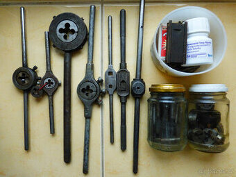 Vratidla, závitníky a očka