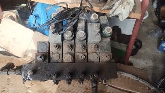 Hydraulický rozvaděč elektromagnetický 12 V