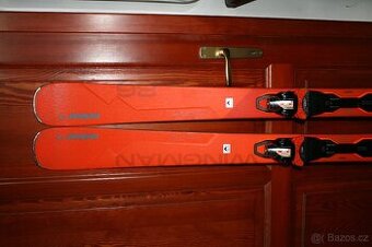 lyže Elan 166 cm , drevo , titan