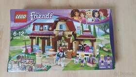 Jezdecká stáj lego friends horse club