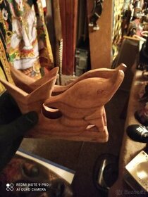 Dřevěný Stojánek na ubrousky delfín Indonesie