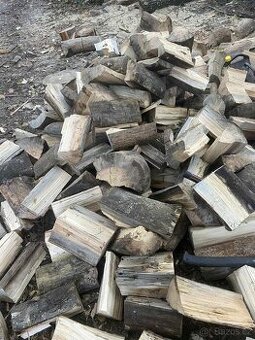 🔥 PALIVOVÉ DŘEVO – LEVNĚ & KVALITNĚ 🔥