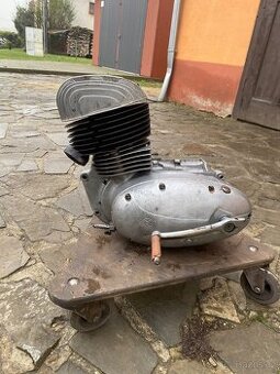 Čz 250/485 egypťan motor