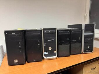 Prodej stolních počítačů