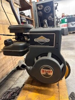 Prodám vřetenovou sekačku Partner