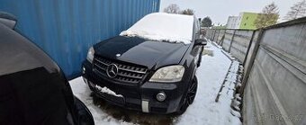 Mercedes Benz ML63 AMG