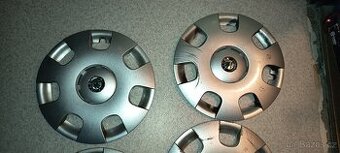 Prodám originál poklice škoda r15