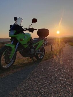 BMW F650 35kw kufry mlhovky padací rám