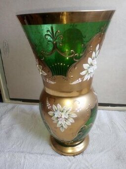 váza, novoborské sklo