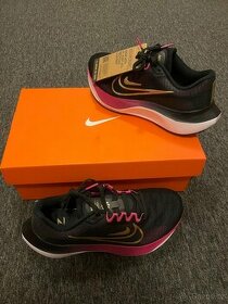 Běžecké boty Nike Zoom Fly 5 / vel. 36.5 - 1