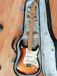 Fender Stratocaster a kufr všechno perfektní stav