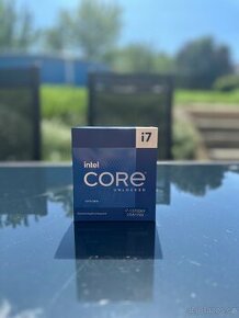 Intel Core i7-13700KF, Nový