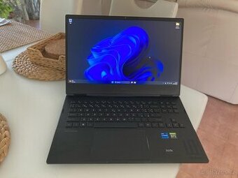 HP OMEN 16-k0003ni Shadow Black - 1,5 Roku záruka/Super stav