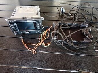 Amundsen plus s BT navigace škoda
