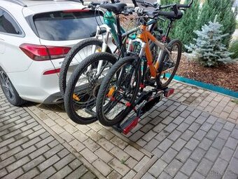 Střešní boxy a nosiče na kola-PRONÁJEM