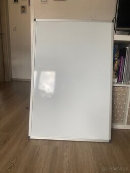 Magnetická tabule v hliníkovém rámu 90x60 - 1