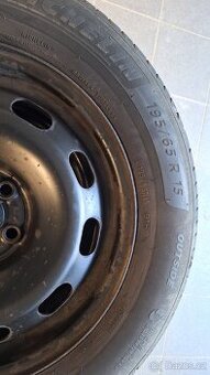 Kola 6J15 ET38 + letní pneu Michelin 195/65 R15