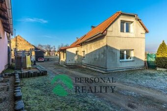 Prodej dvougeneračního rodinného domu, 223 m2 - Vápensko - 1