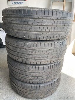 Nove letni Pneu 235/65R16C