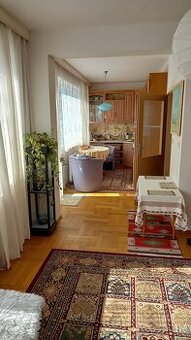 Prodám byt v Litomyšli  1 + KK, 40m2,- +20m2  terasa