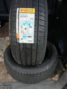 225/50R17
