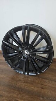 Kola Škoda Superb