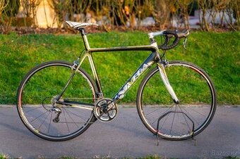 Silniční kolo Univega Via Mountain King Carbon
