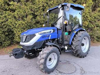 Traktor LOVOL