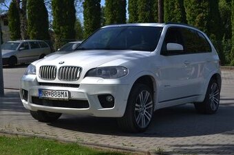 BMW X5 xDrive M Packet 225kw