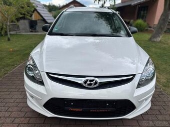 Hyundai i30 CW 1.6Crdi 66kw FIFA