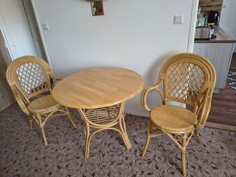 Jídelní set