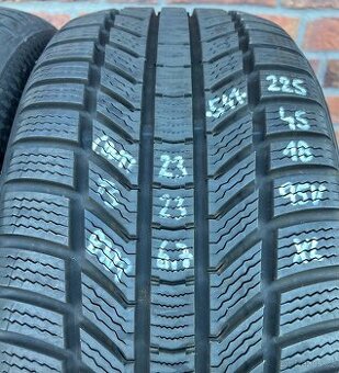 225/45 R18 95V XL zimní pneu Continental (2323)