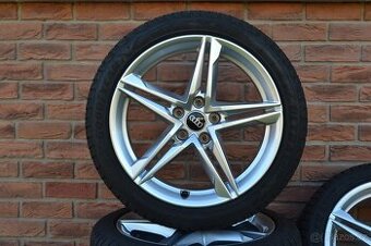 5x112 R18 Zimní sada Audi A4 B9 + 245/40 R18 Goodyear