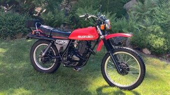 PRODÁM vintage enduro SUZUKI SP 370 z roku 1979