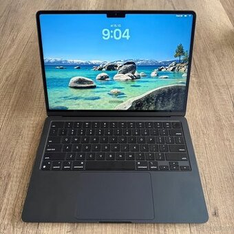 Prodám MacBook Air 13” M3 8GB/256GB, 20 cyklů dobití, záruka