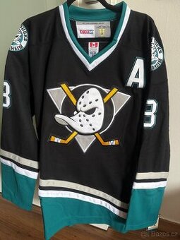 Teemu Selänne 8 Anaheim Mighty Ducks
