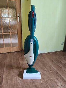 Prodám Vysavač VORWERK KOBOLD 136 s elektronickou klepaci hl