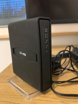 Router Mikrotik hapac2