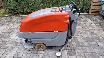 Podlahový mycí stroj Hako B70C