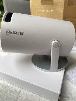 MagCubic smart projektor