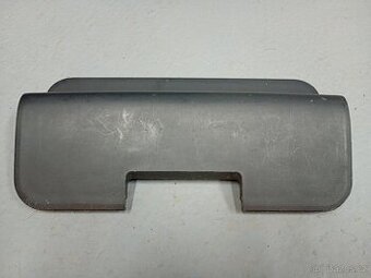 BMW E39 sedan-krytka tažného zařízení